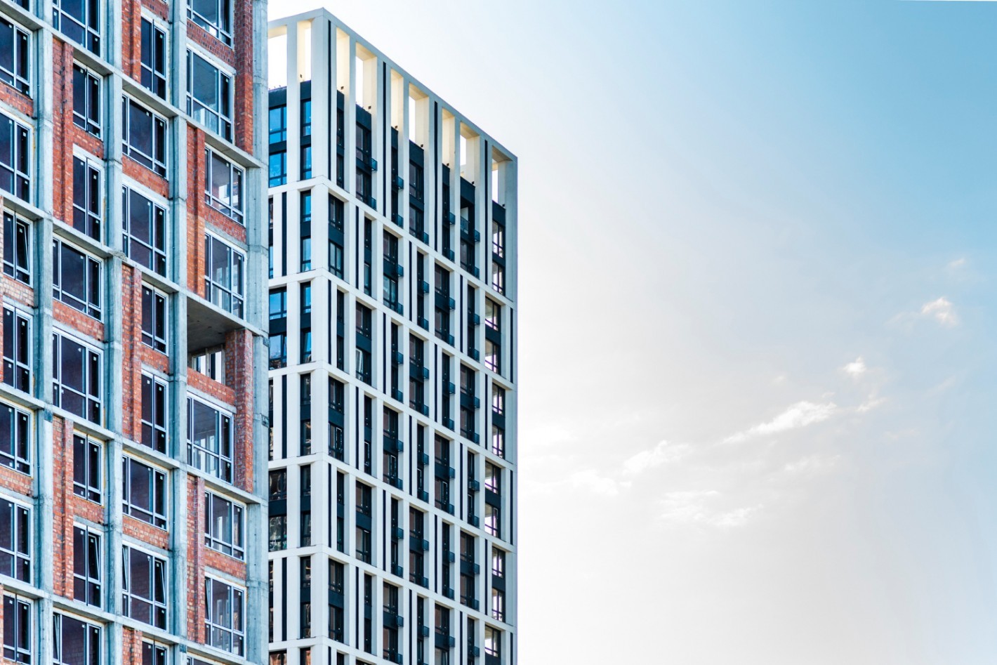 Новостройки имеют осадку и усадку