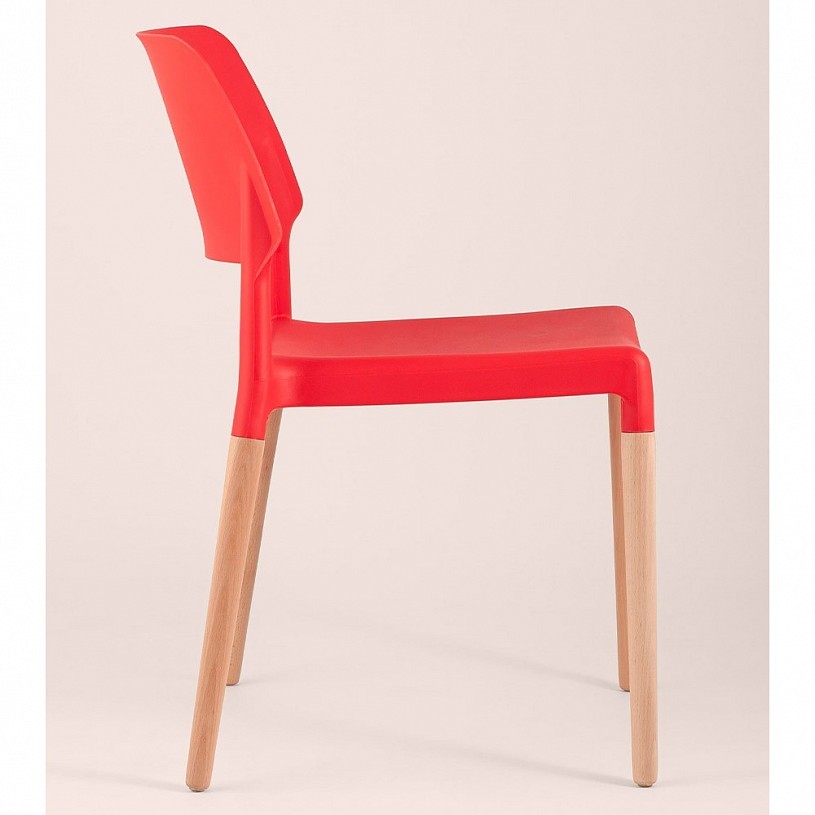Стул BISTRO красный с деревянными ножками Стул BISTRO красный с деревянными ножками