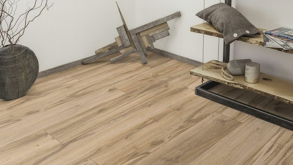 Ламинат Kaindl Дуб TORTONA 37663 AT 1 - полосный Ламинат Kaindl Дуб TORTONA 37663 AT 1 - полосный