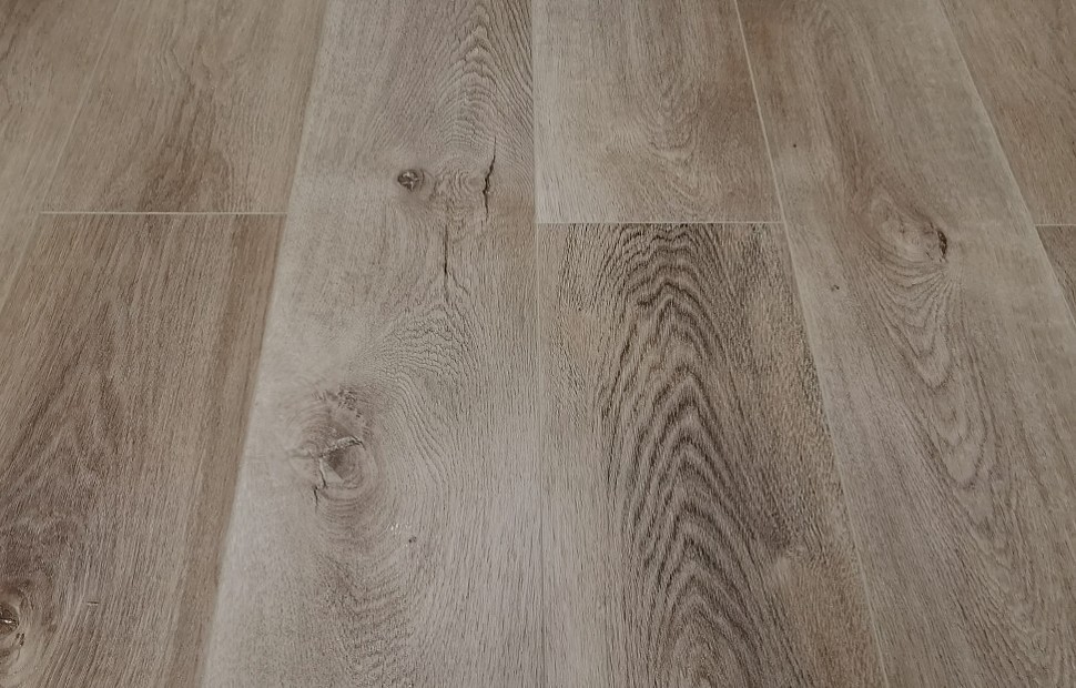 Ламинат SPC Дуб Старый Замок Ламинат SPC Дуб Старый Замок