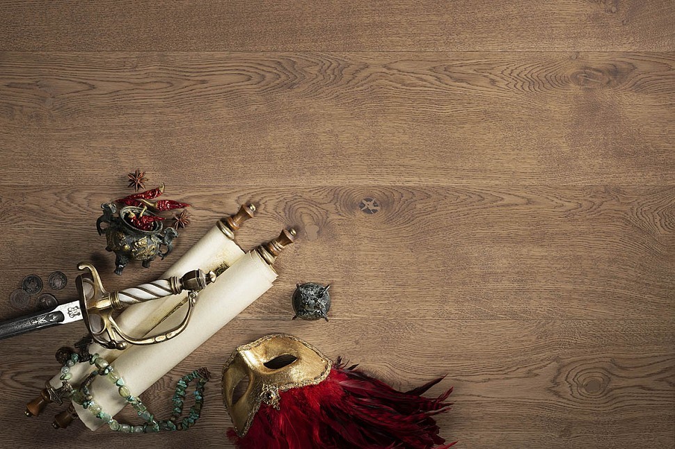 СОЛОМЕННЫЙ