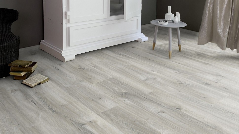 Ламинат Kaindl Дуб АНДОРРА К4370 RS 1 - полосный Ламинат Kaindl Дуб АНДОРРА К4370 RS 1 - полосный