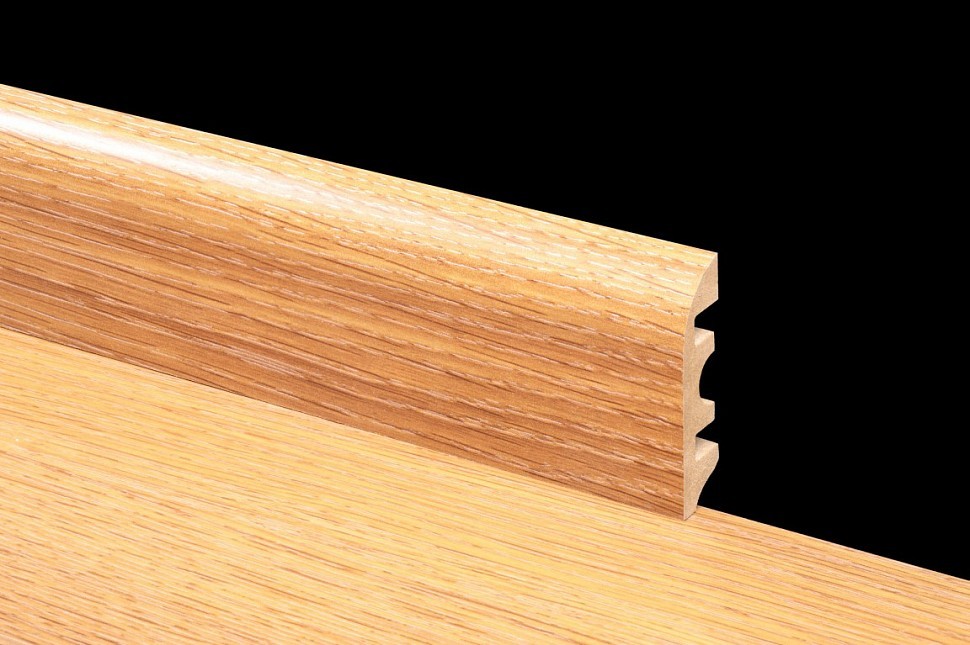 Плинтус для ламината Floorway: Дуб брашированный 5200 Плинтус для ламината Floorway: Дуб брашированный 5200