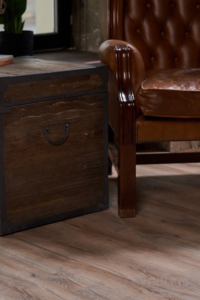 Виниловое покрытие Vinilam ДУБ ЖЕНЕВА 8870-EIR