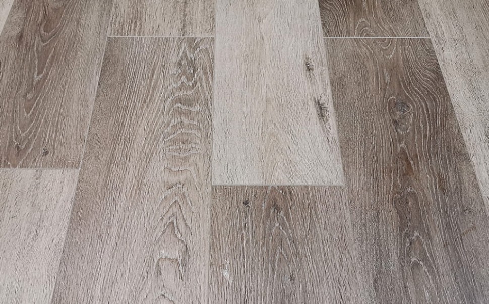 Ламинат SPC Дуб Брауни коричневый Ламинат SPC Дуб Брауни коричневый