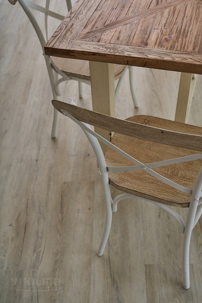 Виниловое покрытие Vinilam ДУБ ЦЮРИХ 8875-EIR