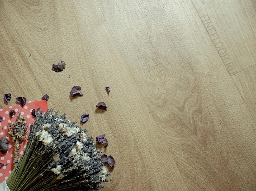 Виниловая плитка FineFloor FF-1408 Дуб Квебек Виниловая плитка FineFloor FF-1408 Дуб Квебек