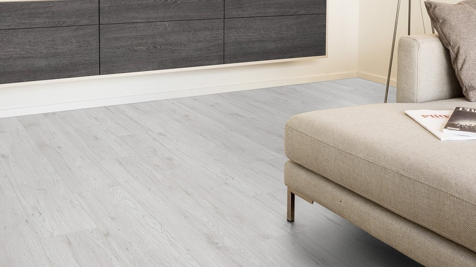 Ламинат Kaindl Хикори ФРЕСНО 34142 SQ 1 - полосный Ламинат Kaindl Хикори ФРЕСНО 34142 SQ 1 - полосный