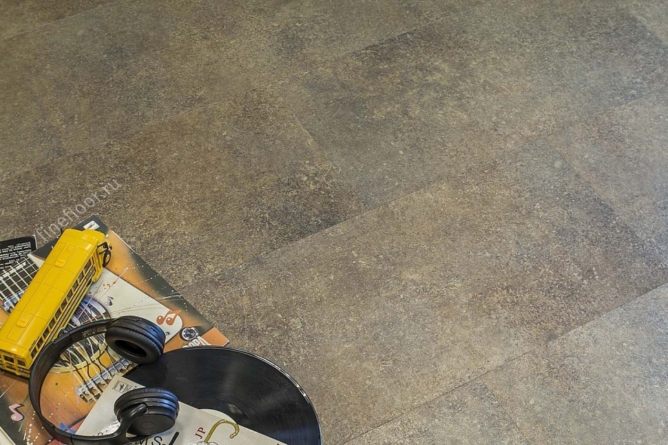 Виниловая плитка FineFloor FF-1458 Шато Де Фуа