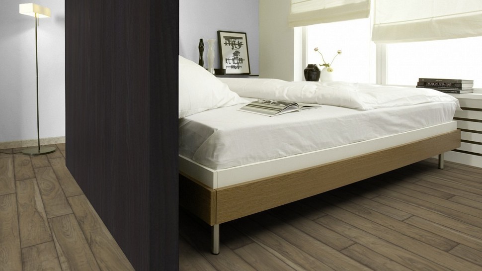 Ламинат Kaindl Орех ХАРБУРГ О531 LM-S  1 - полосный Ламинат Kaindl Орех ХАРБУРГ О531 LM-S  1 - полосный