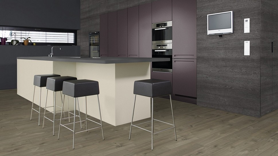 Ламинат Kaindl Орех КРЕМОНА О810 LM-S 1 - полосный